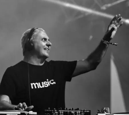 بيت شباب Pop-up Collectif 52